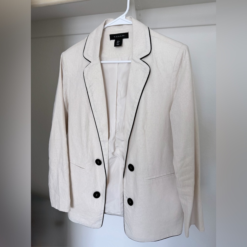 Tahari Women's Linen Cream Blazer